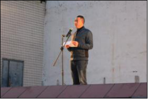 yl7703永利官网举行升旗仪式