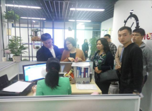 财经贸易系与涪陵电商 产业公司探讨校企合作新模式