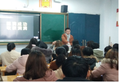 校企合作提供学生实训平台   企业指导夯实学生实践技能