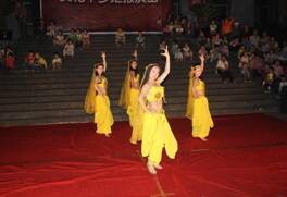 财经贸易系三下乡服务队赴涪陵区马武镇开展文化下乡演出