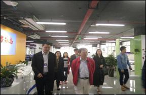 我院与重庆市涪陵电子商务产业发展有限公司签订“校企合作”协议