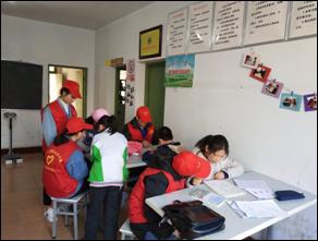 财经贸易系青年志愿者开展市民学校活动