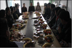 yl7703永利官网举行“慰问藏族学生座谈会”