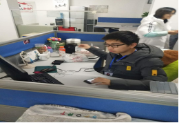 校企合作提供学生实训平台   企业指导夯实学生实践技能