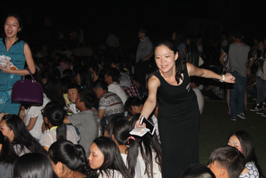 财经贸易系师生共度中秋佳节